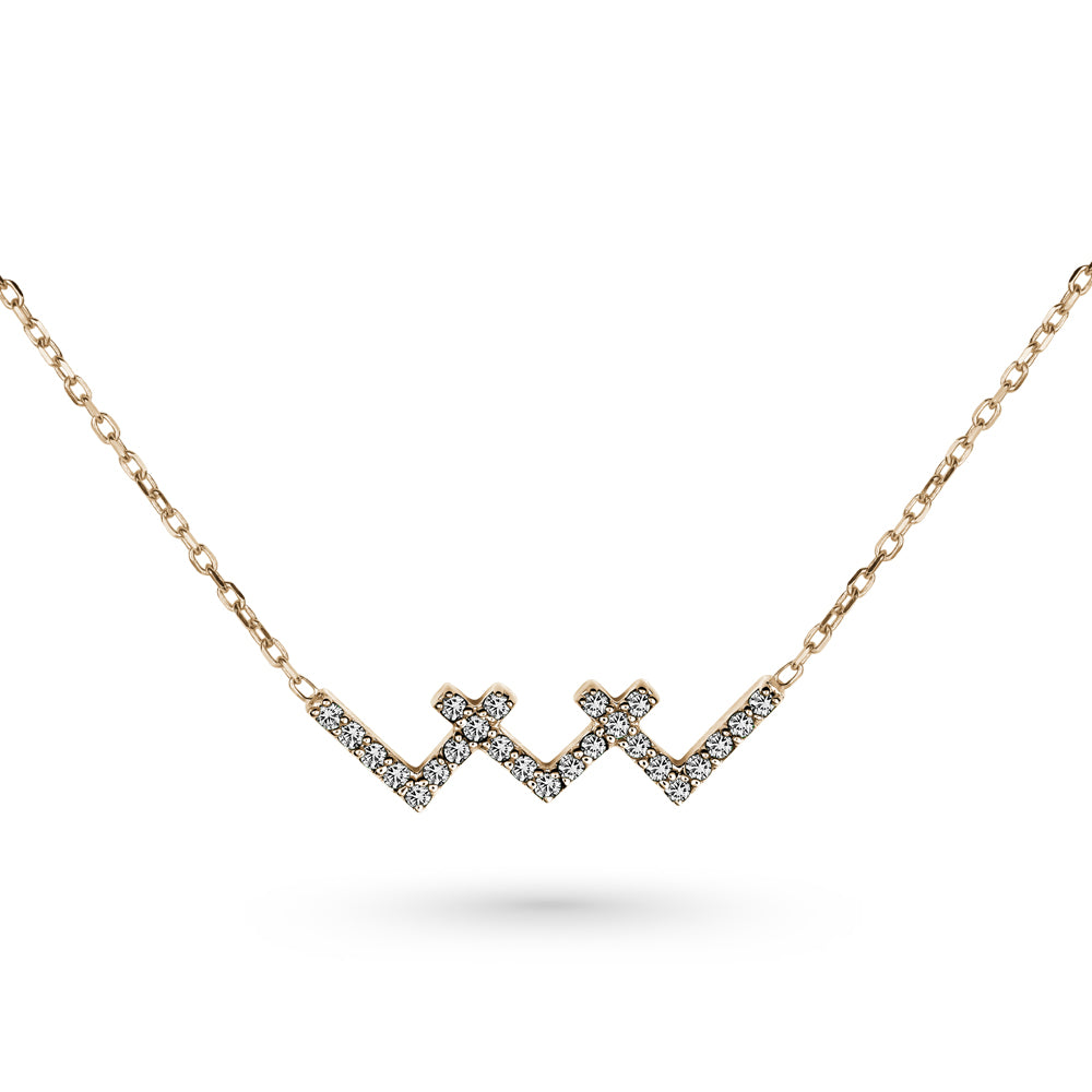 Collier triple V serti de diamants ou d’émeraudes en or 14k