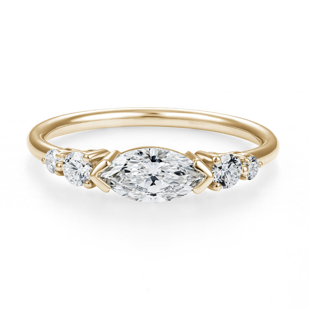 Bague en Or 14K avec Diamant Marquise horizontal et Diamants Ronds