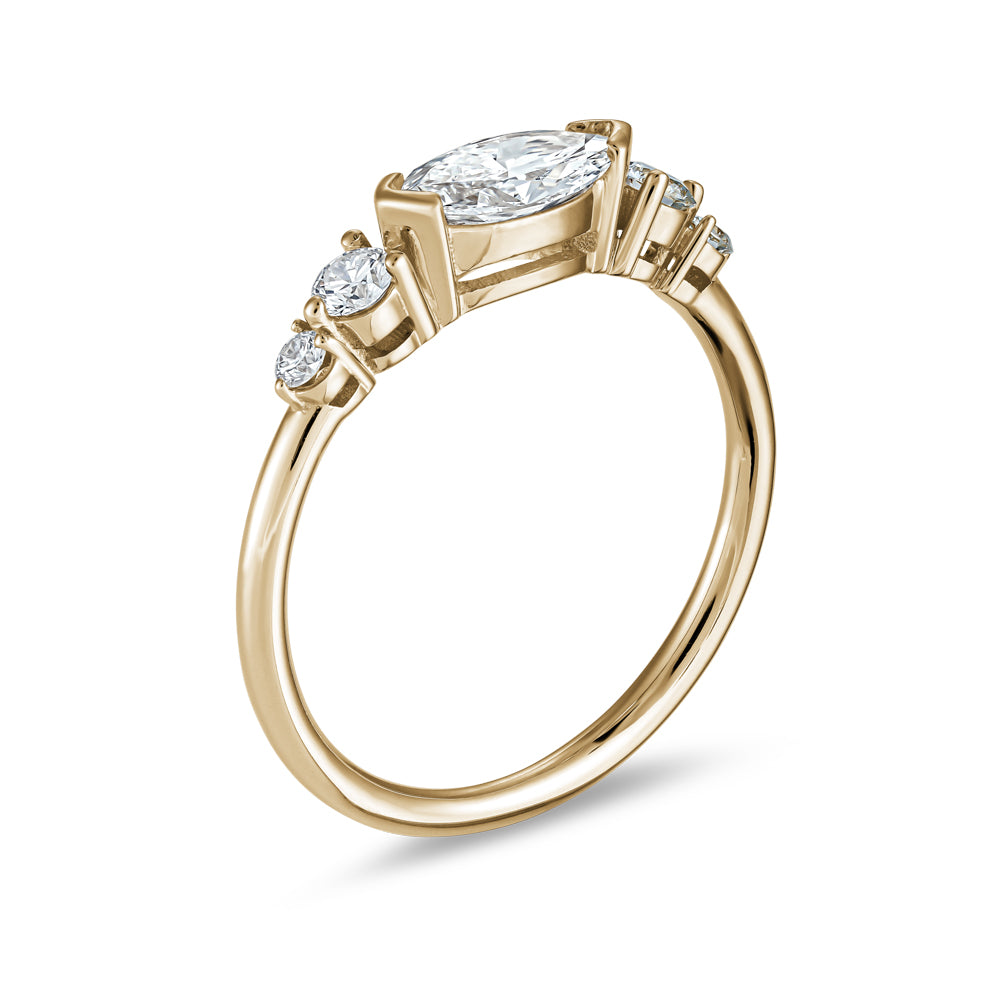 Bague en Or 14K avec Diamant Marquise horizontal et Diamants Ronds