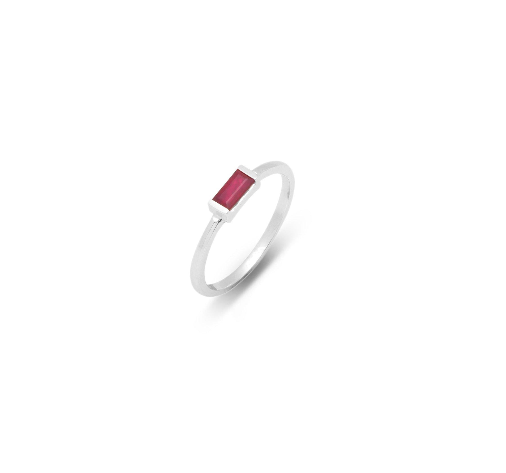 SATIN | Bague en or 14 carats et pierre baguette | Rubis - Bijouterie Viko